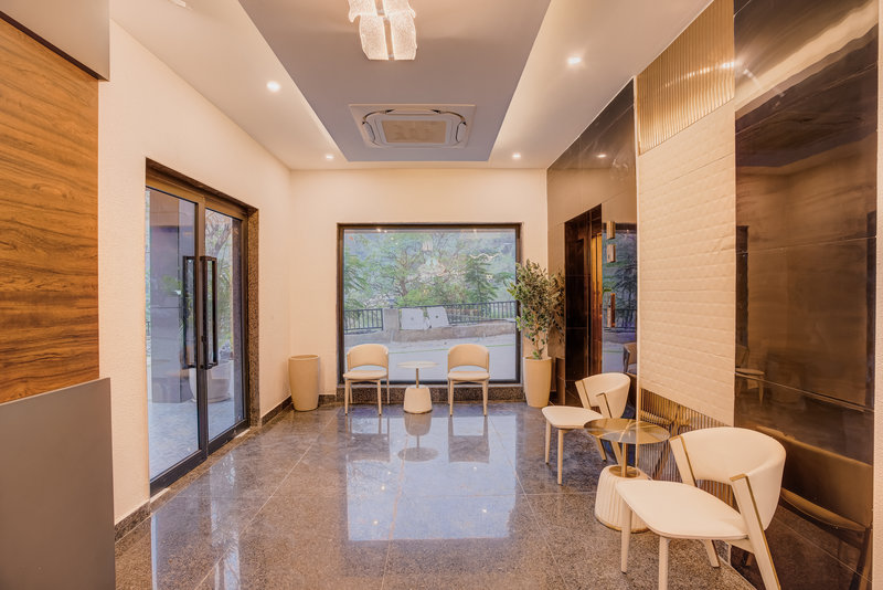 Welcoming Reception at Kamlodabhavi Resort – Luxury Boutique Resort Rishikesh