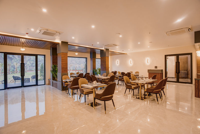 Organic Restaurant and Fine Dining at Kamlodabhavi Resort Rishikesh